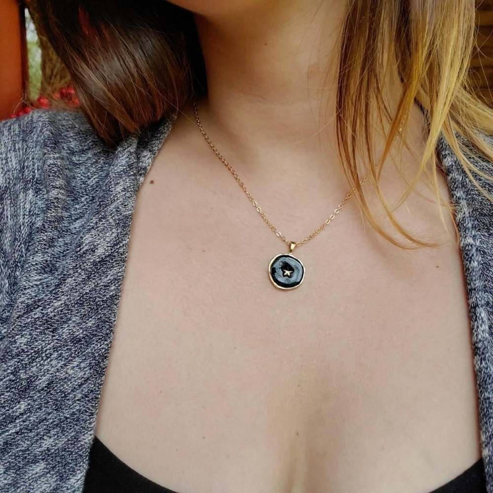 New Gold Dark Grey Star Necklace